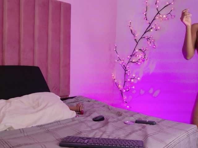 Kimmiie live cam on BongaCams
