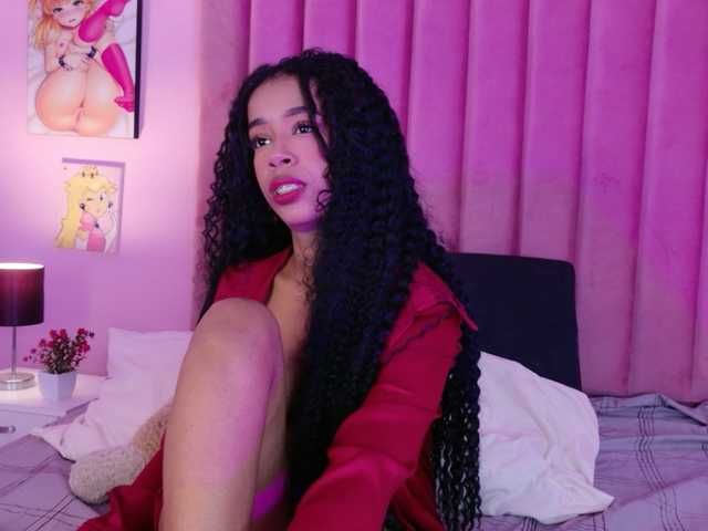 Kimmiie live cam on BongaCams