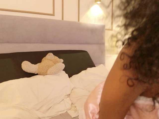 Kimmiie live cam on BongaCams