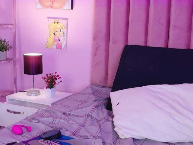Kimmiie live cam on BongaCams