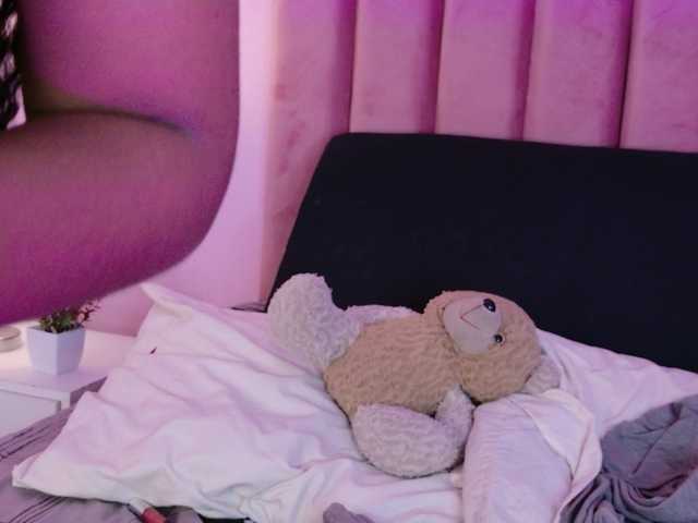 Kimmiie live cam on BongaCams