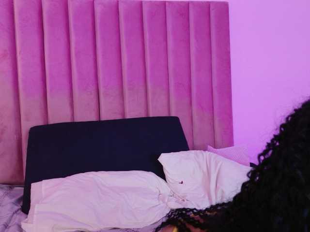 Kimmiie live cam on BongaCams