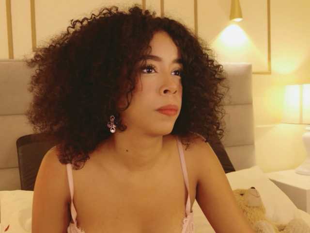 Kimmiie live cam on BongaCams