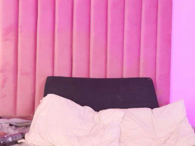 Kimmiie live cam on BongaCams