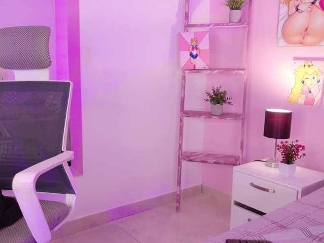 Kimmiie live cam on BongaCams