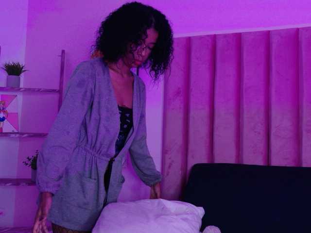 Kimmiie live cam on BongaCams
