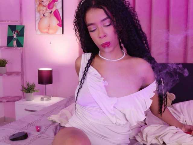 Kimmiie live cam on BongaCams
