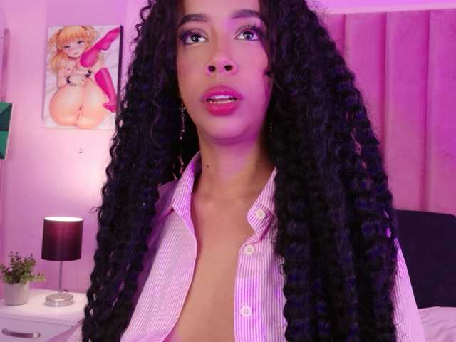Kimmiie live cam on BongaCams