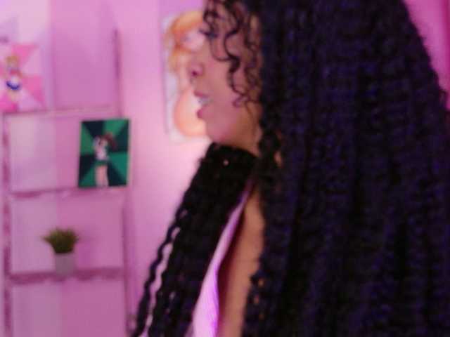 Kimmiie live cam on BongaCams