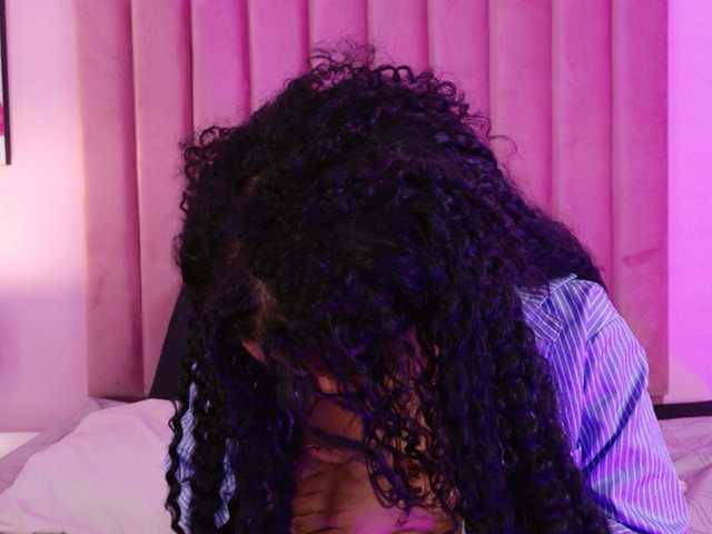 Kimmiie live cam on BongaCams