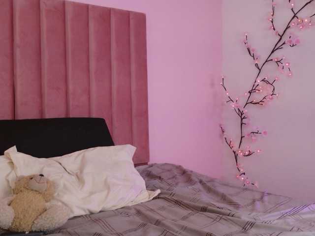 Kimmiie live cam on BongaCams