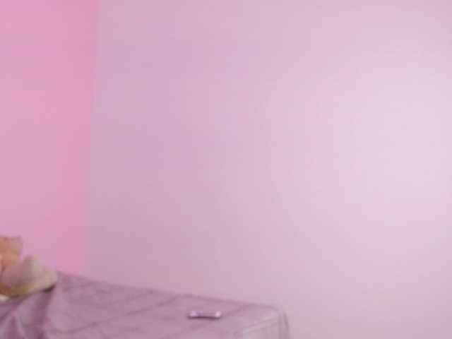 Kimmiie live cam on BongaCams
