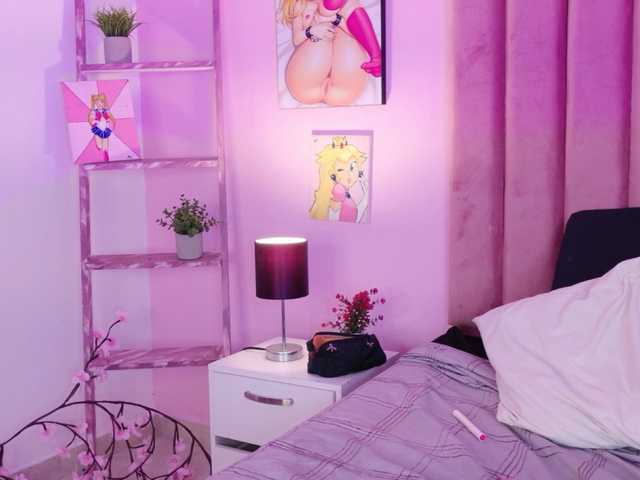 Kimmiie live cam on BongaCams
