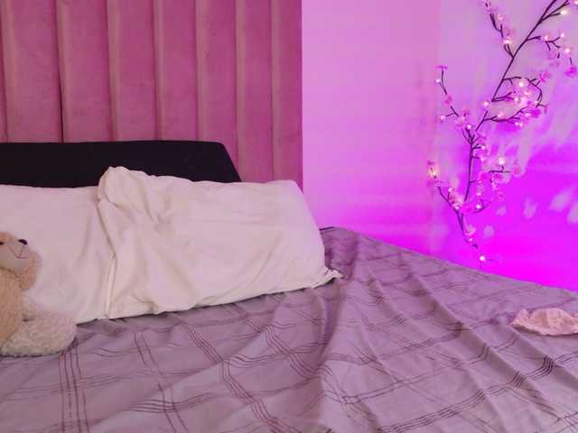 Kimmiie live cam on BongaCams