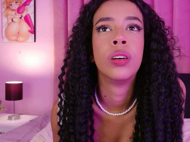 Kimmiie live cam on BongaCams