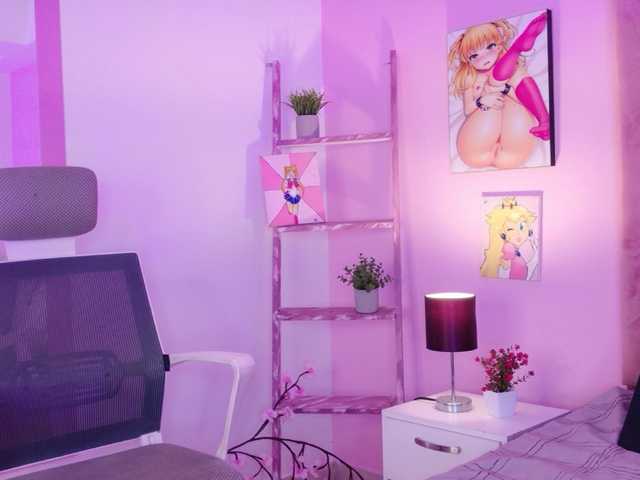 Kimmiie live webcam show