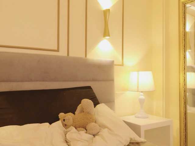 Kimmiie live cam on BongaCams