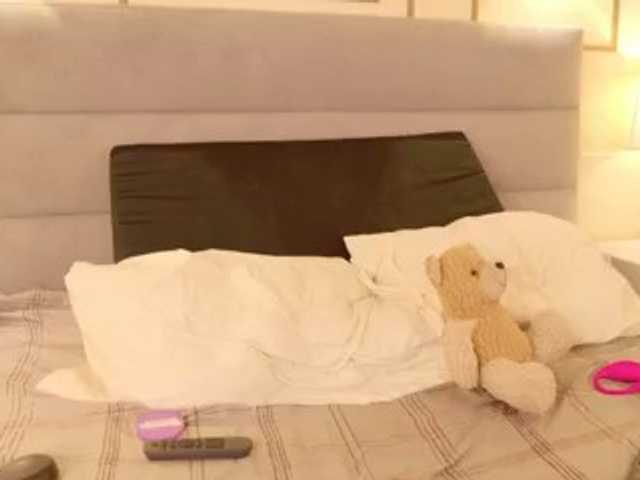 Kimmiie live cam on BongaCams