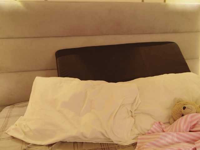 Kimmiie live cam on BongaCams