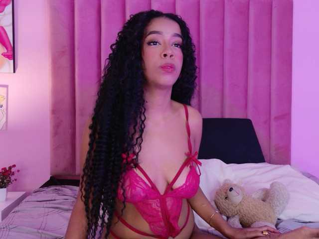 Kimmiie live cam on BongaCams