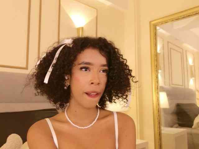Modèle: Kimmiie