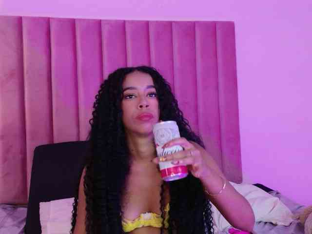 Modèle: Kimmiie
