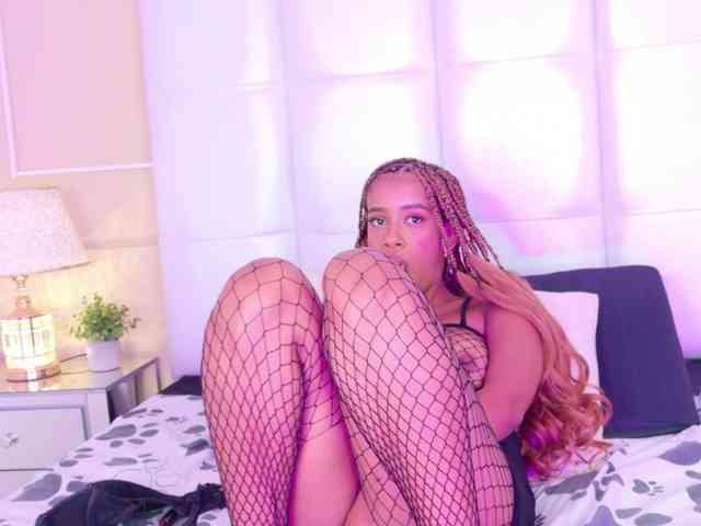 Modèle: Kimmiie