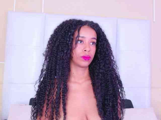 Modèle: Kimmiie