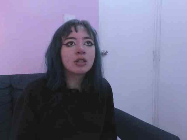 Madewithhell webcam