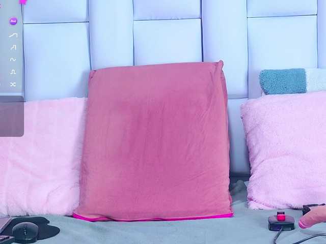 MiaBrihtny live cam on BongaCams