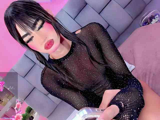 Baddinnerr Sex Cam Show
