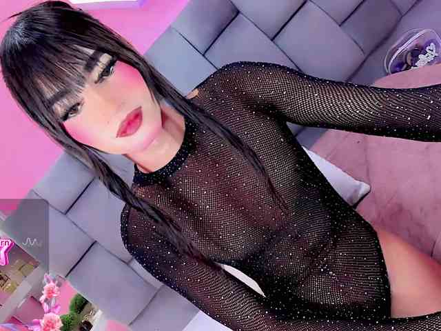 Baddinnerr Sex Cam Show