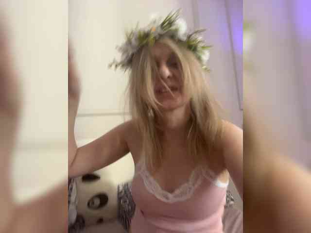 BunnyGoddess webcam