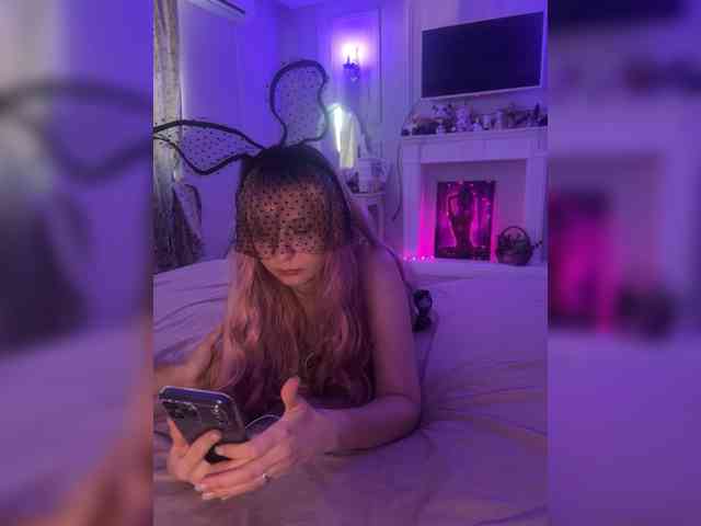 BunnyGoddess webcam