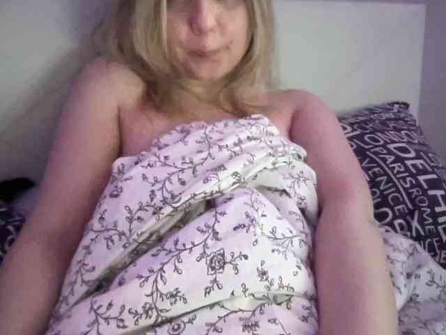 BunnyGoddess webcam