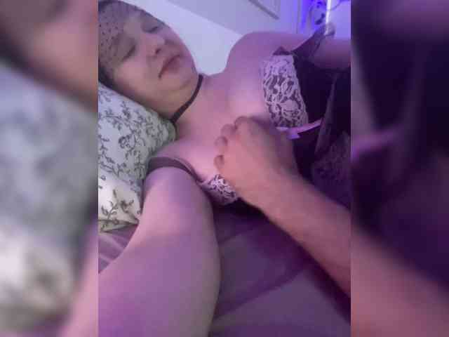 BunnyGoddess webcam