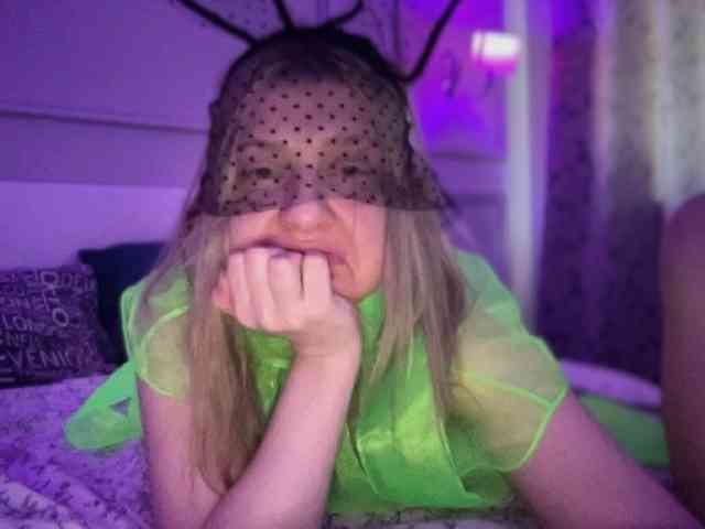 BunnyGoddess webcam