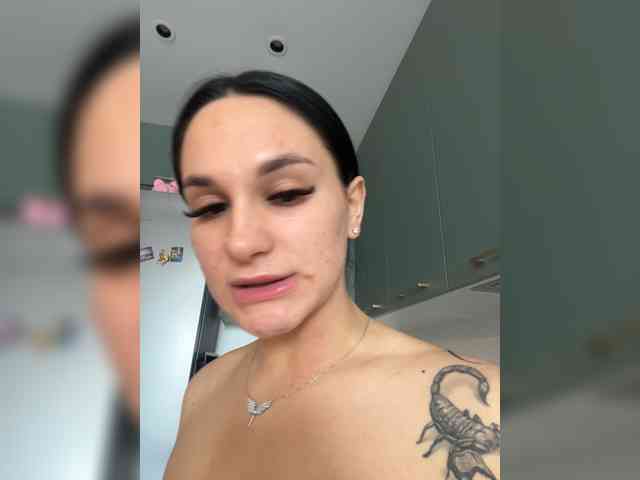 soxiee Live Webcam on BongaCams
