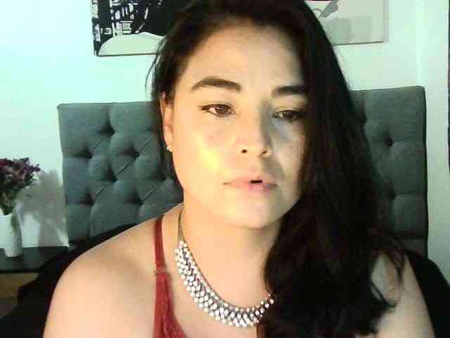 AnieRouse webcam