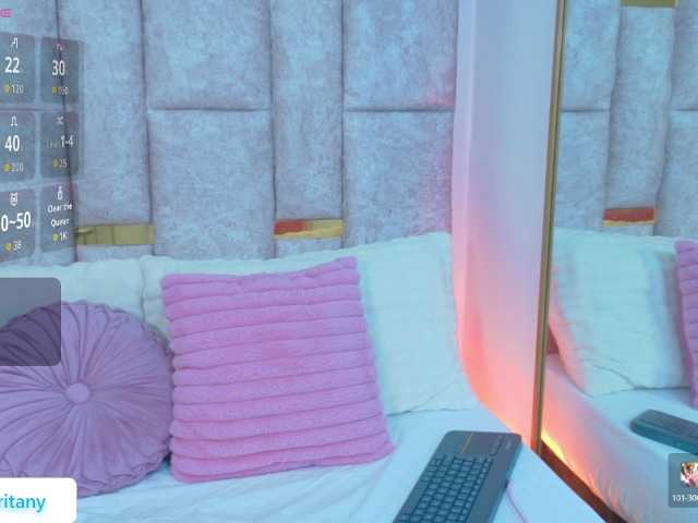 Britnyblosoom live cam on BongaCams