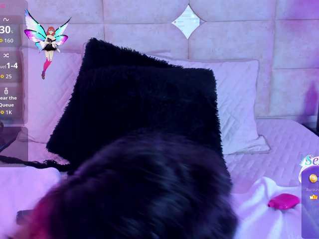 le modèle MeeyLee est en webcam porno dans un show sur le site bongacams, il possède les tags suivants: Latino/Hispanic,Redhead,Shaved