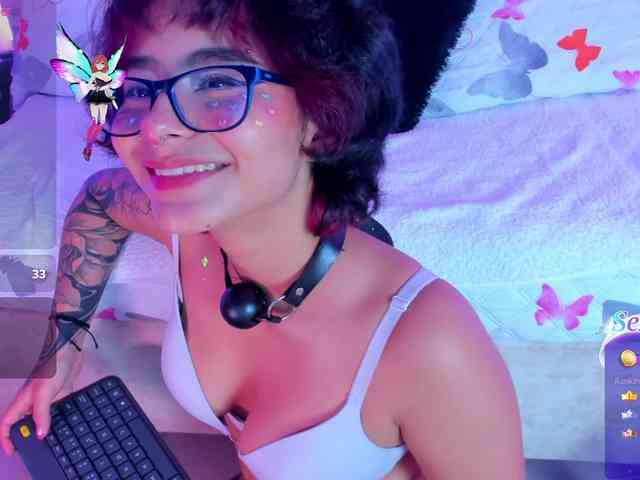 MeeyLee Live Webcam on BongaCams