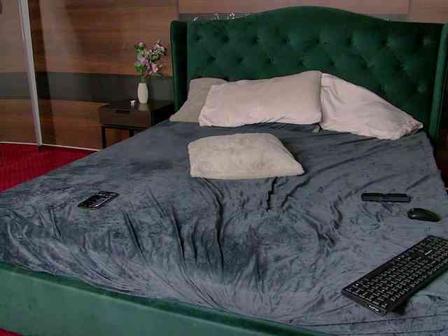 AliceBeau webcam