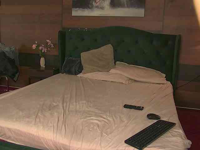 AliceBeau webcam