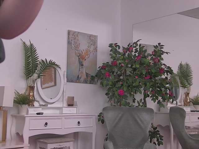 ZoeSkye live cam on BongaCams