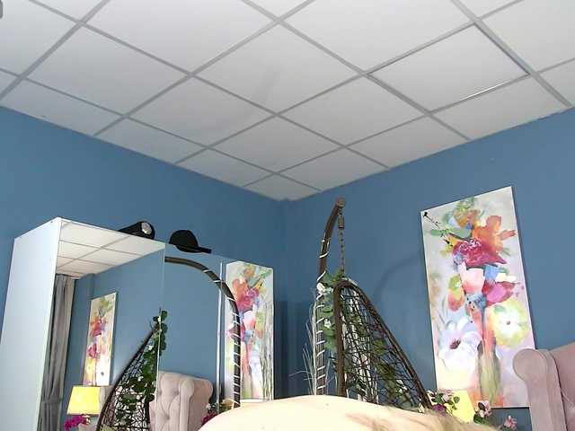 zoeskye online