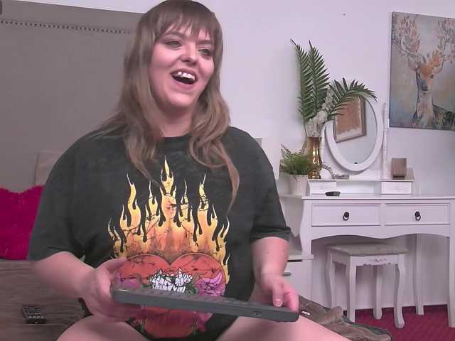 ZoeSkye live cam on BongaCams