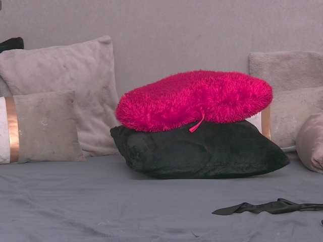 ZoeSkye live cam on BongaCams