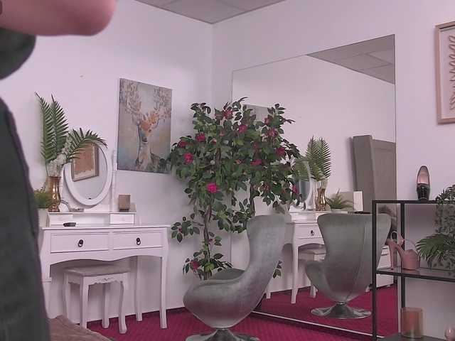 ZoeSkye live cam on BongaCams