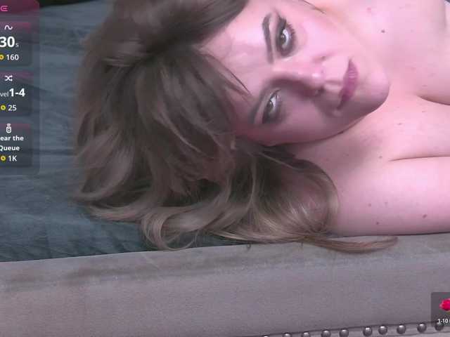 ZoeSkye live cam on BongaCams